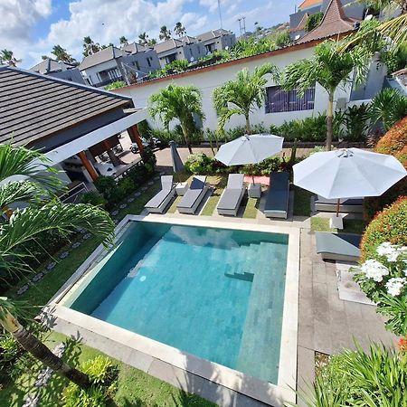 Bonewood Guesthouse Canggu  Bagian luar foto